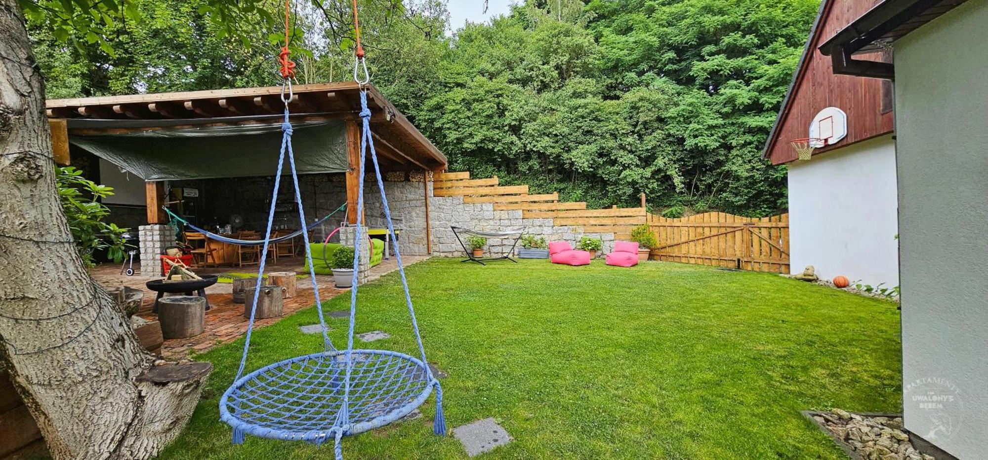 Apartamenty Pod Uwalonym Debem Jezow Sudecki Экстерьер фото